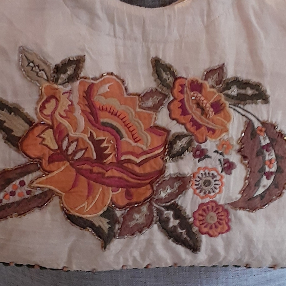 Vintage Cane Handle Hand Bag with front & rear embroidery detailing - Picture 5 of 11